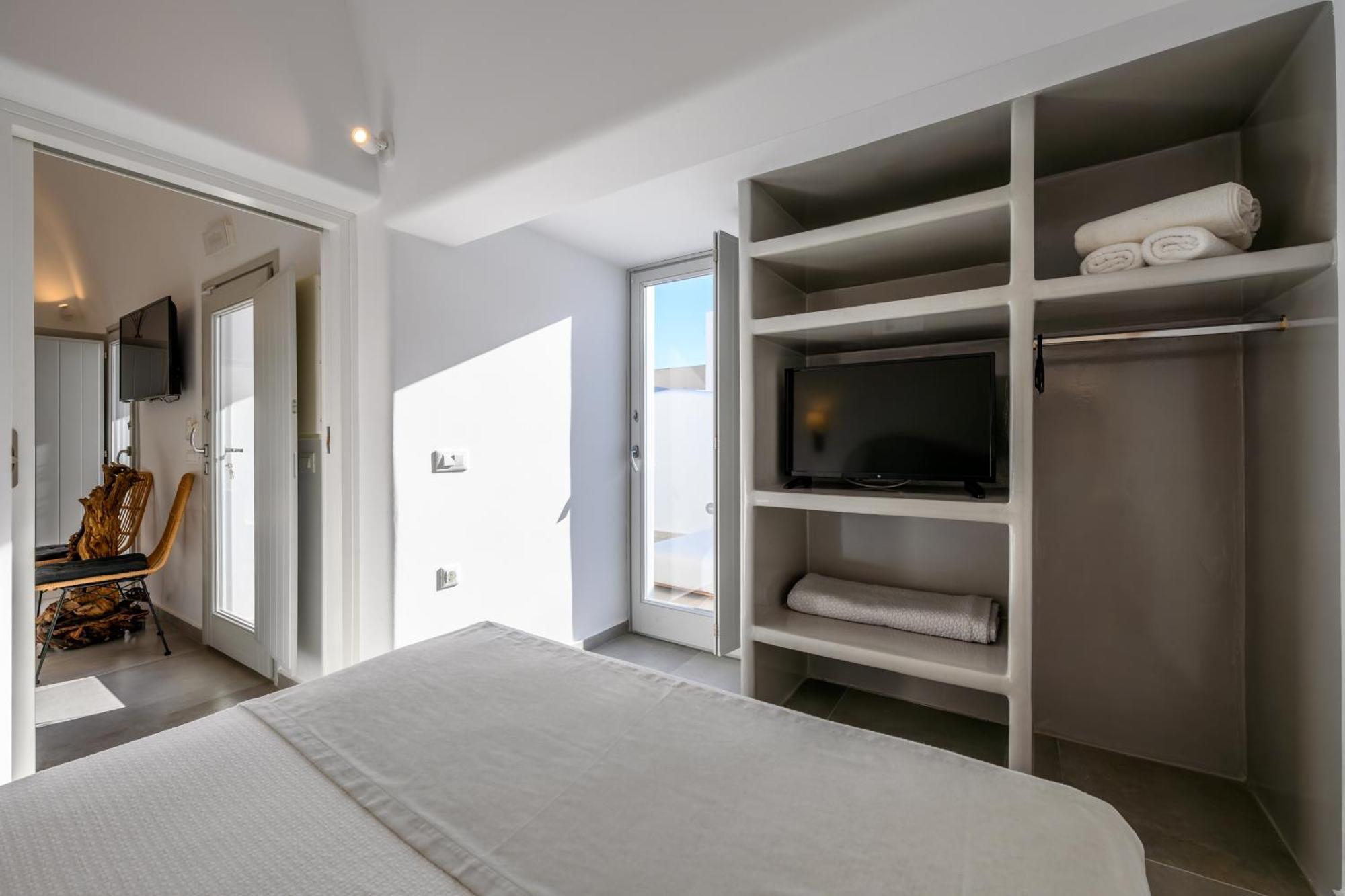 Casa vacanze Hypnos Boutique With Amazing Heated Pool With Jacuzzi