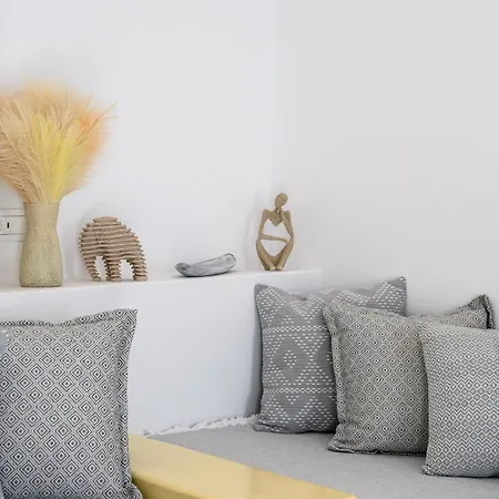 Hypnos Boutique Villa With Amazing Heated Pool With Jacuzzi Fira  Exterior foto