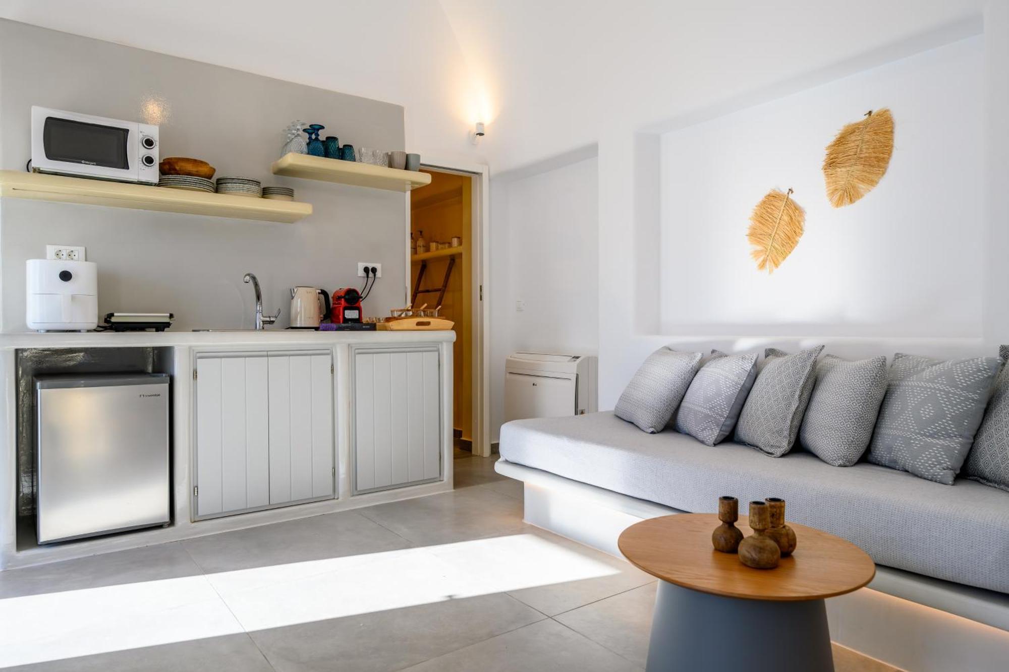 Hypnos Boutique With Amazing Heated Pool With Jacuzzi Fira (Santorini)
