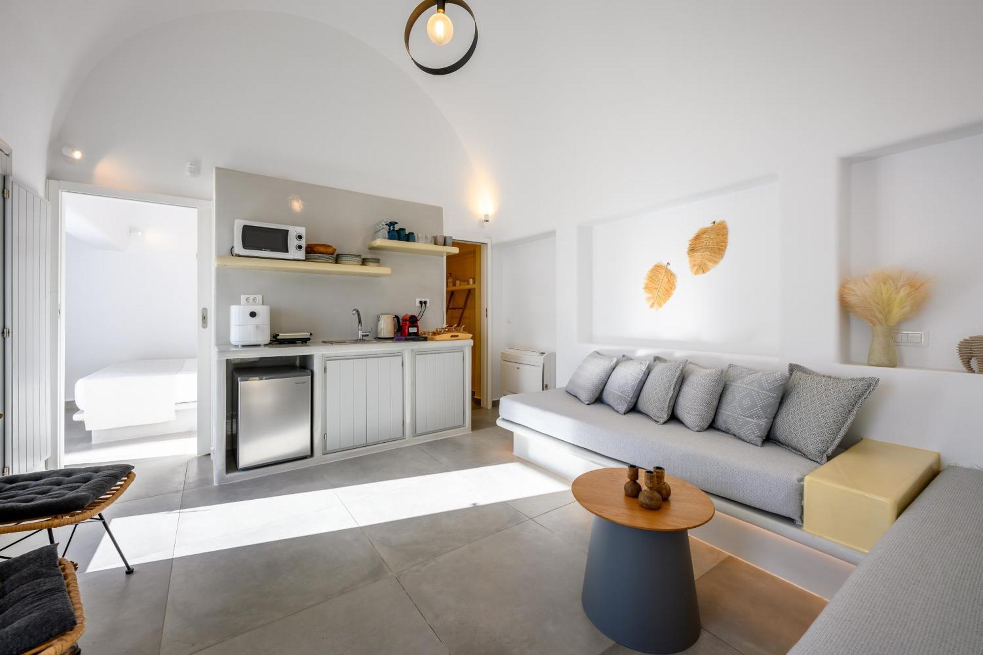 Hypnos Boutique With Amazing Heated Pool With Jacuzzi